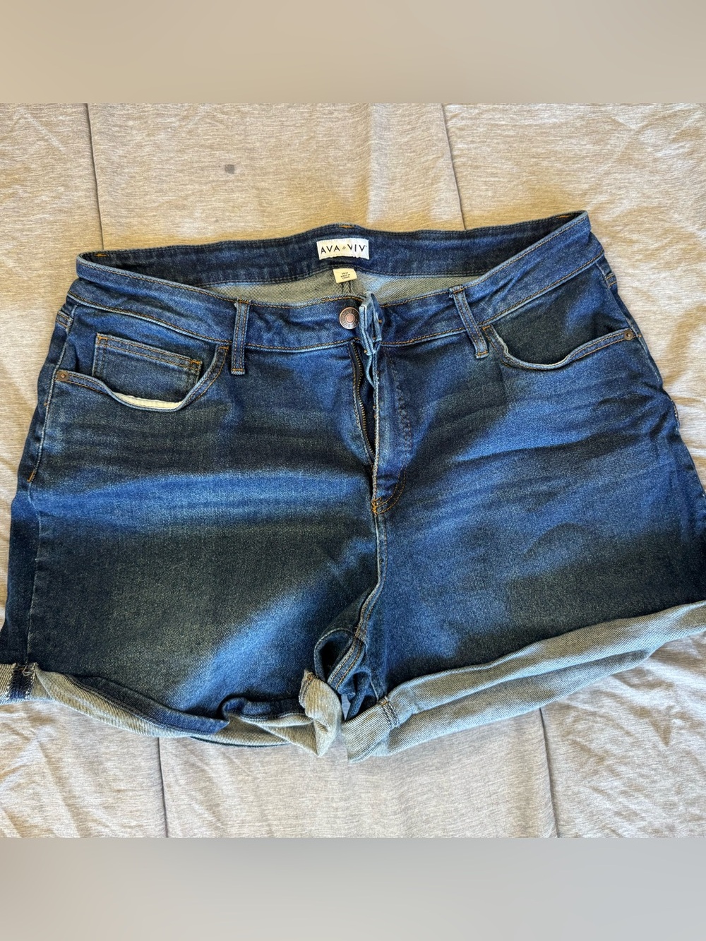 Ava & Viv Medium Blue Denim Shorts with Contrast Stitching